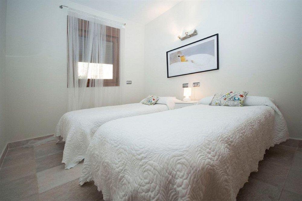 Apartamentos Reserva Del Higueron Deluxe & Spa Benalmadena Ngoại thất bức ảnh