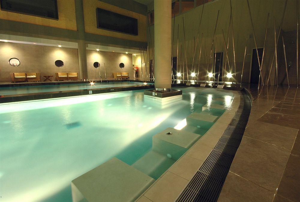 Apartamentos Reserva Del Higueron Deluxe & Spa Benalmadena Ngoại thất bức ảnh