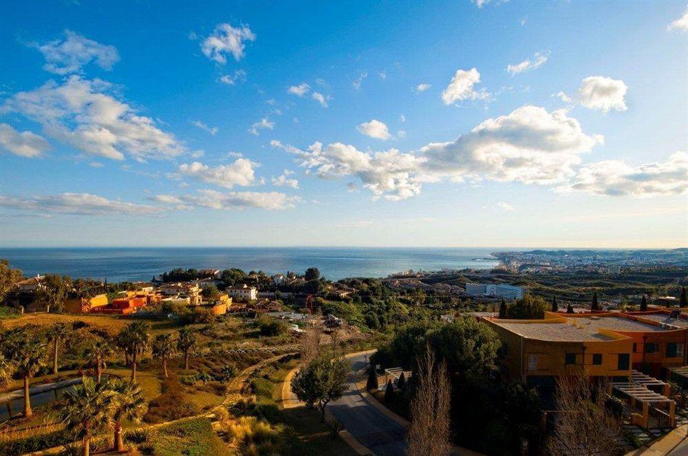 Apartamentos Reserva Del Higueron Deluxe & Spa Benalmadena Ngoại thất bức ảnh